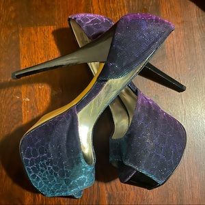 Chinese Laundry color changing heels